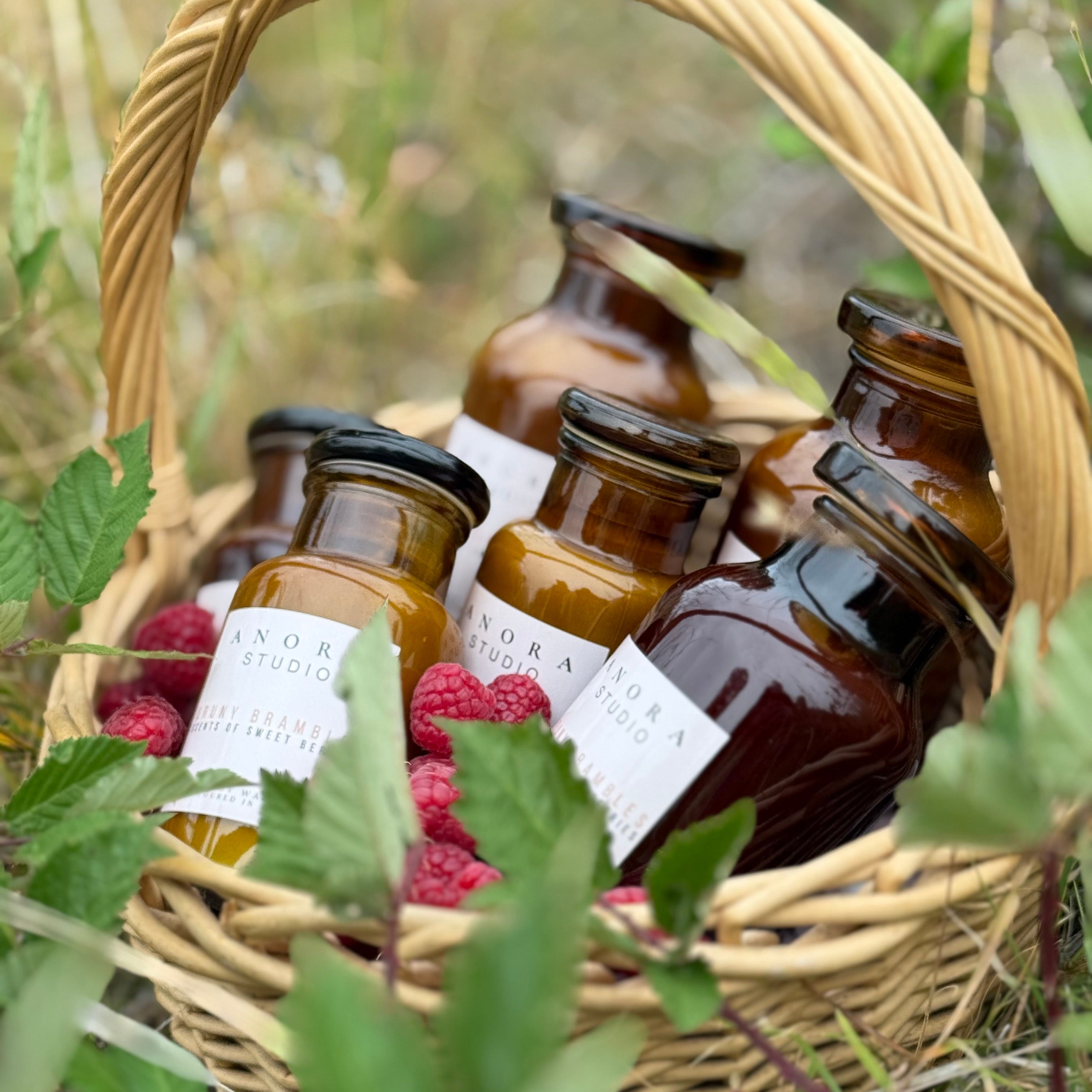 Bruny Brambles: Scents of Sweet Berries